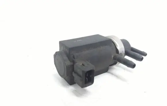 Audi A4 S4 B5 8D Turbo solenoid valve 059906627 72190322