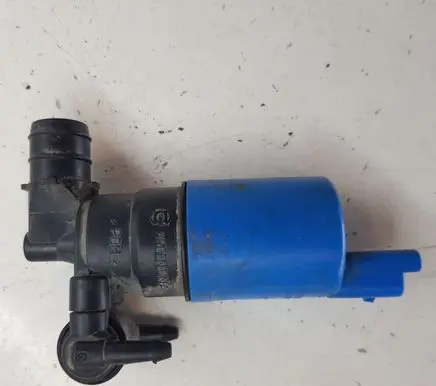 Citroen C5 Windscreen/windshield washer pump 21344900