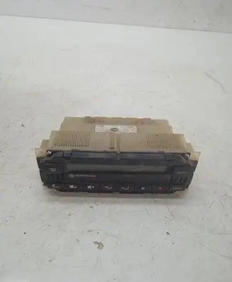 Volkswagen PASSAT B5 Climate control unit 5HB00761710