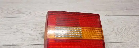 Volkswagen PASSAT B3 Tailgate rear/tail lights 394109