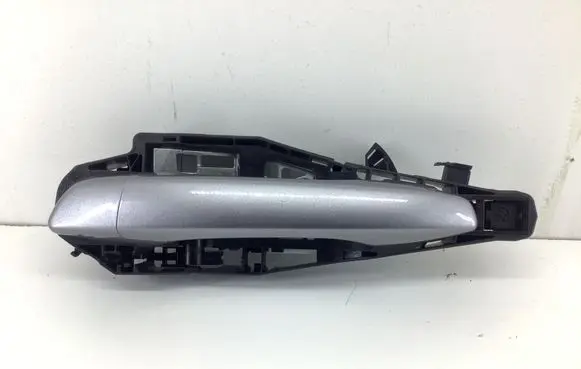 Opel Mokka B Front door exterior handle 9688834180