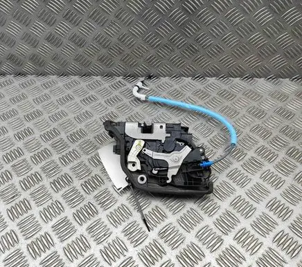 BMW X3 G01 Front door lock 9492100 19864010