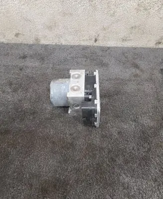 Volkswagen Golf VII ABS Pump 5Q0614517CR