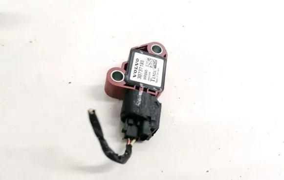 Volvo V50 Airbag deployment crash/impact sensor 30737138 MRSA58840A6