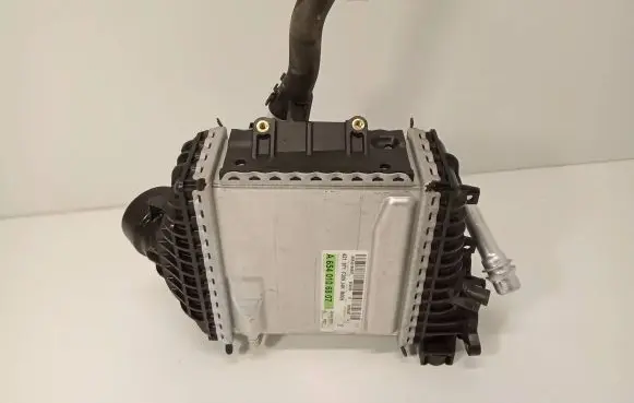 Mercedes-Benz GLC AMG Intercooler radiator A6540106807 421971F0205 0535587