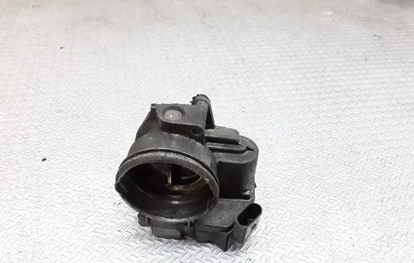 Volkswagen Caddy Throttle valve 03G128063C