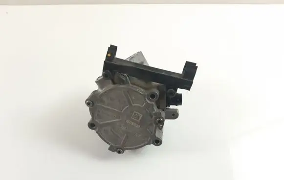 Audi A4 S4 B9 Vacuum pump 06K145100AE
