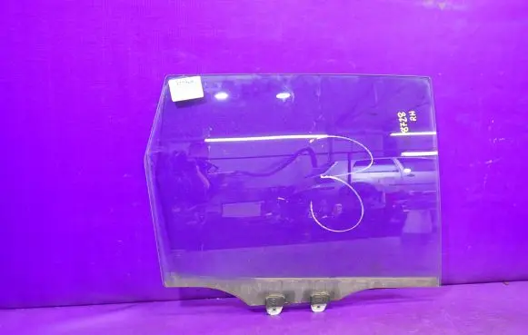 Honda Jazz Front door window glass four-door