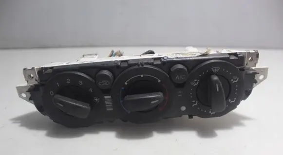 Ford Focus Interior fan control switch 
