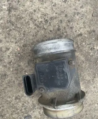 Audi A6 S6 C5 4B Mass air flow meter