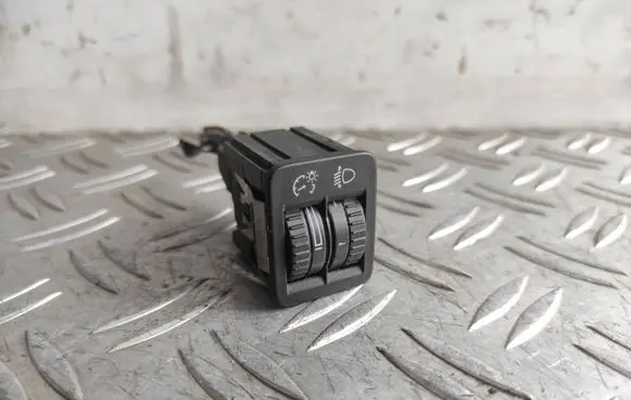 Volkswagen PASSAT B6 Headlight level height control switch