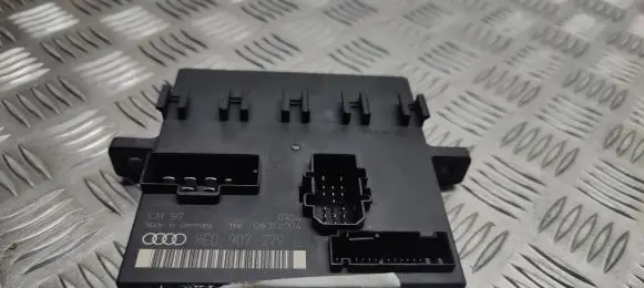 Audi A4 S4 B7 8E 8H Comfort/convenience module 8E0907279L
