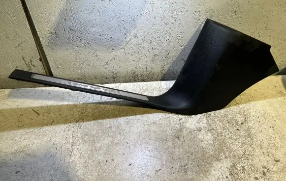Ram 1500 Front sill trim cover P5WC71177AA C71AA