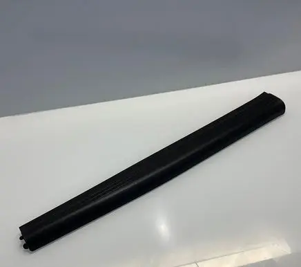 Mercedes-Benz E W211 Front sill trim cover A2116805035 2116805035