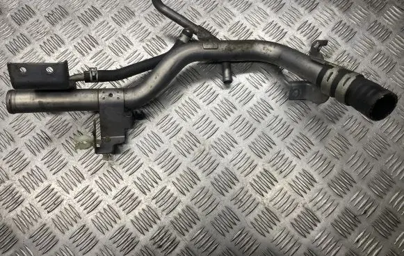 Mercedes-Benz X-class W470 Coolant pipe/hose 