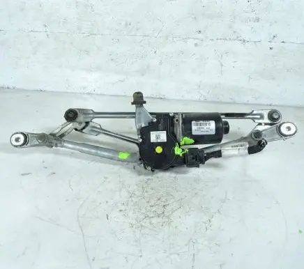 Fiat Tipo Front wiper linkage and motor 52069330