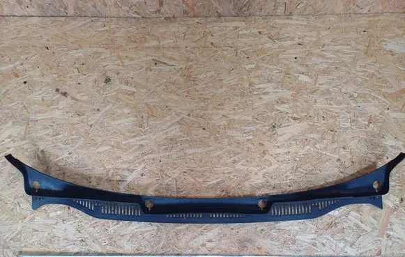 Volkswagen Caddy Wiper trim 2K0819403