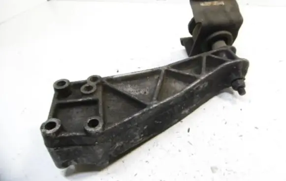 Fiat Tipo Engine mounting bracket 7590377