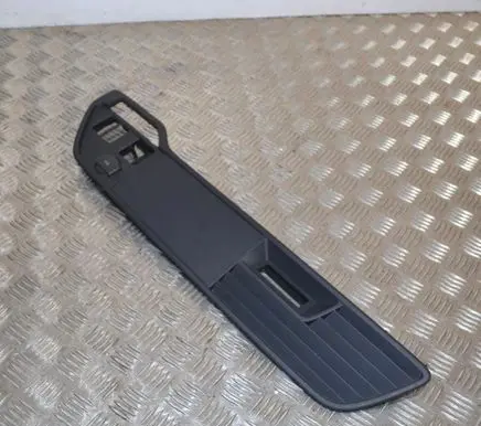 Volkswagen Touareg II Centre console side trim rear 7P6868248A 7P6868248