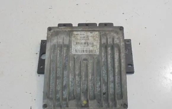 Renault Clio III Engine control unit/module ECU 8200911562