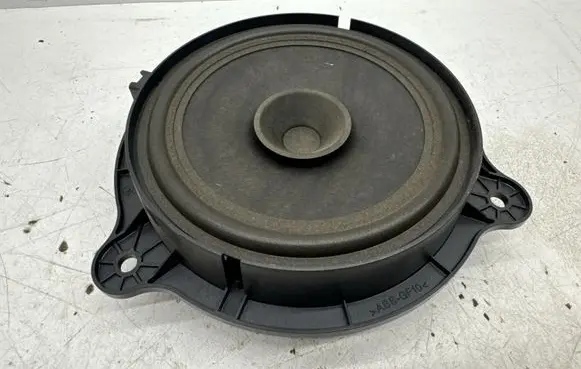 Nissan Qashqai Front door speaker 281569U00A