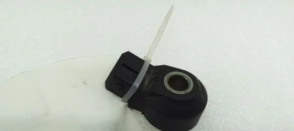 Mercedes-Benz CL C215 Detonation knock sensor 0031538628 0261231110