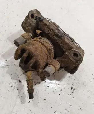 Volvo XC70 Front brake caliper