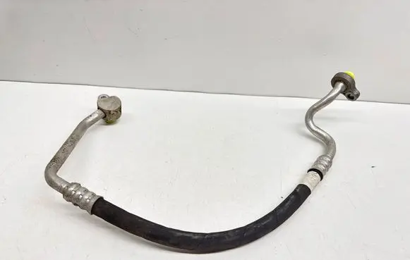 Volvo V40 Air conditioning (A/C) pipe/hose 31455316