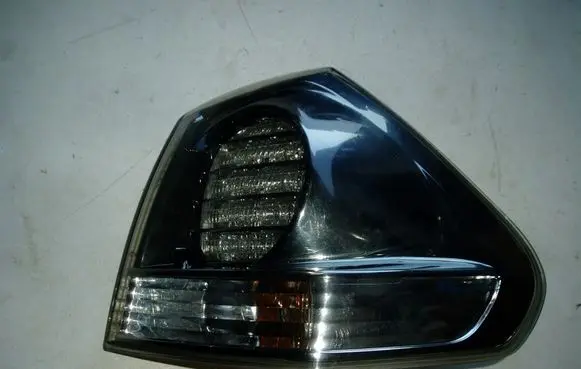 Lexus RX 330 - 350 - 400H Rear/tail lights