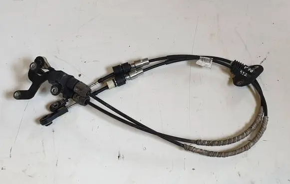 Volvo V70 Gear shift cable linkage 3127235