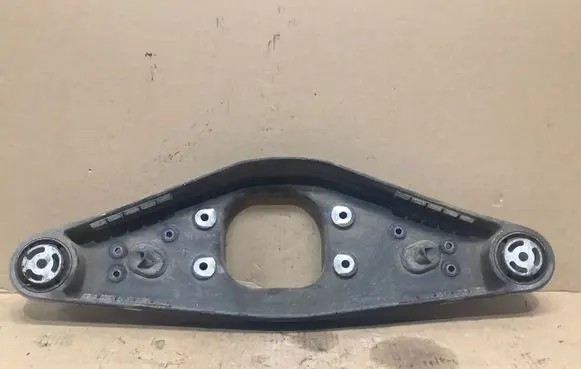 Mercedes-Benz E W211 Rear differential/diff mount bracket A2303521806