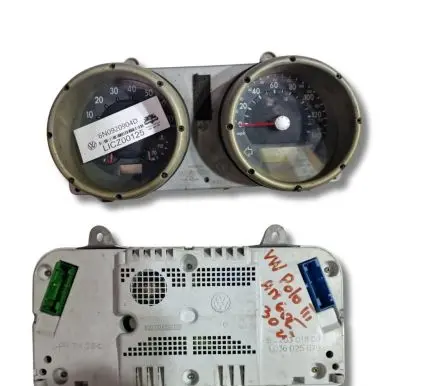 Volkswagen Polo Speedometer (instrument cluster) 6N0920904D