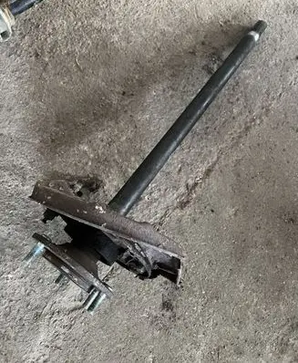 Rear driveshaft