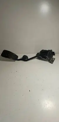 Volkswagen PASSAT B5 Accelerator throttle pedal 8D2721523B 6PV00802609 032599