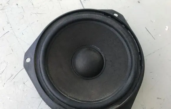 Opel Vectra C Front door speaker 24423552