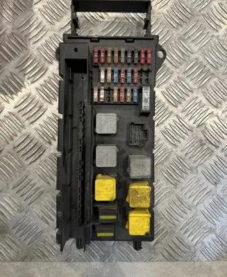 Mercedes-Benz Sprinter W906 Fuse box set A9065454701