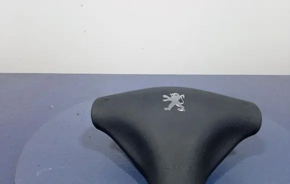 Peugeot 107 Steering wheel airbag 