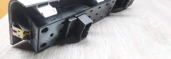 KIA Sportage Electric window control switch 4834931110 93570lf260wk