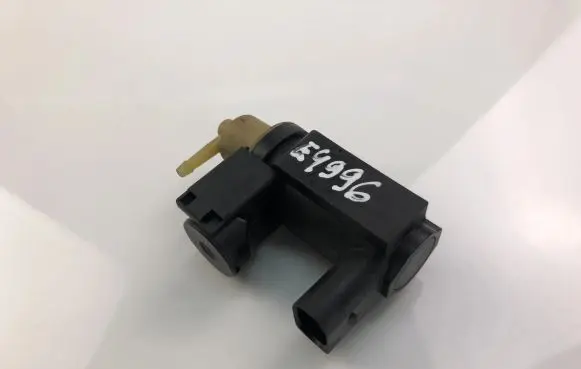 Volvo V60 Turbo solenoid valve 31339808