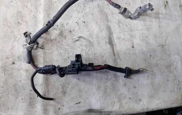 Ford Galaxy Positive cable (battery) 8G9114A280MAA