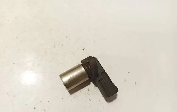 Mazda 626 Crankshaft position sensor 0296000780 fsd718230