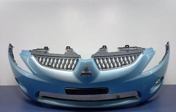 Mitsubishi Grandis Front bumper