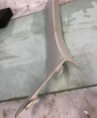 BMW X4 G02 (A) pillar trim 7424530
