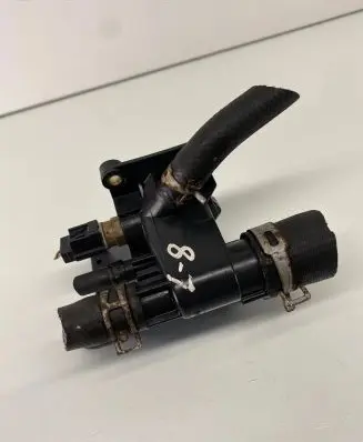 Thermostat/thermostat housing