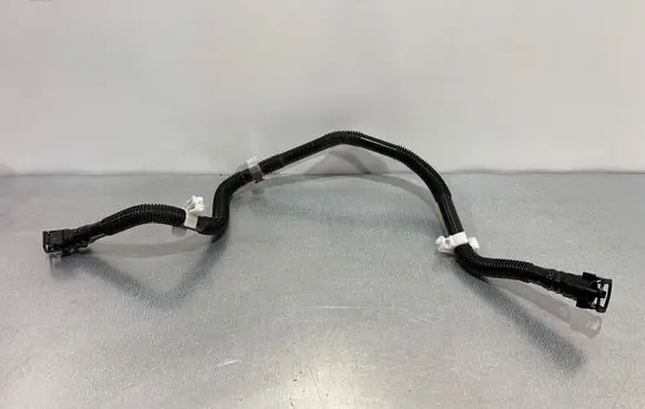 Subaru Forester SK Breather hose/pipe 