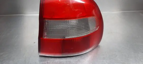 Volvo S40, V40 Rear/tail lights
