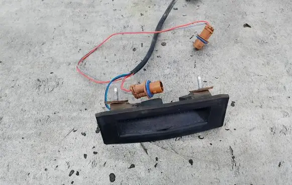 Opel Zafira B Tailgate/trunk/boot open switch 049612