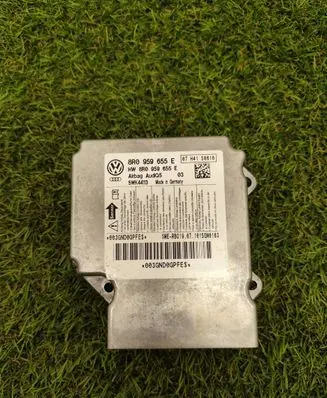 Audi Q5 SQ5 Airbag control unit/module 8R0959655E 5WK44113