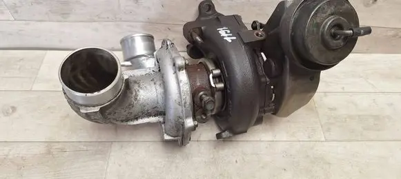 Toyota Avensis T250 Turbo 172010R011 172010 070924