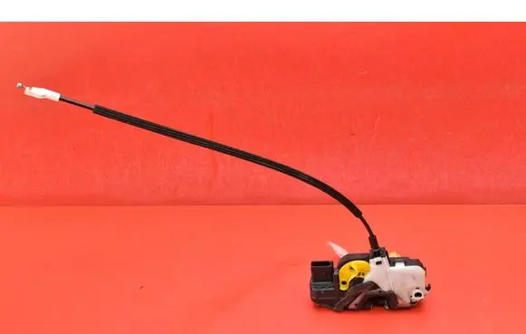 Opel Insignia A Front door lock